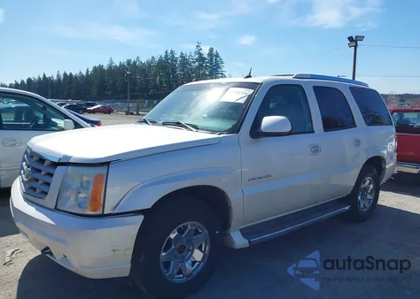 2005 Cadillac Escalade Standard z USA, uszkodzony, nr VIN 1GYEK63N85R153961
